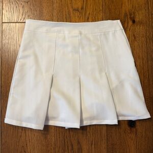 Dillards Girls White Pleated Mini Skirt